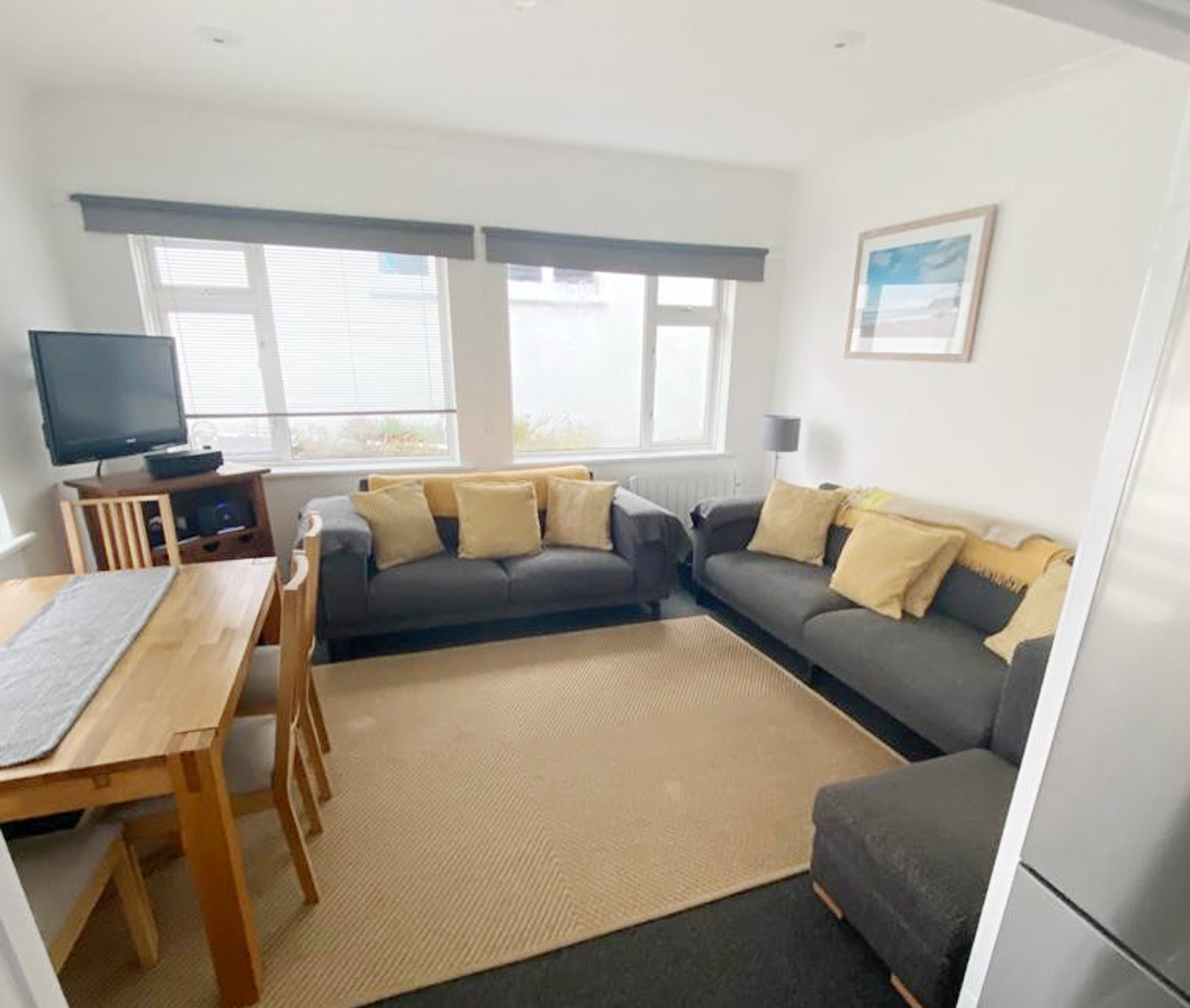 Seaweed Holiday Cottage Lounge - Holidays in New Polzeath
