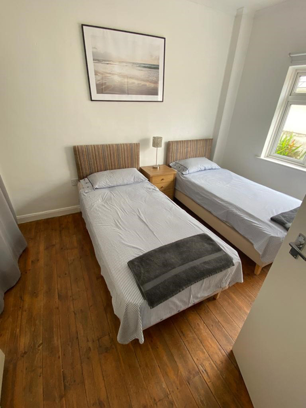 Twin Bedroom Seaweed Holiday Cottage New Polzeath