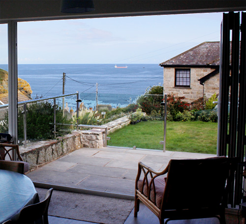 Cadgwith Spinnaker Holiday Cottage With Sea Views Spinnaker