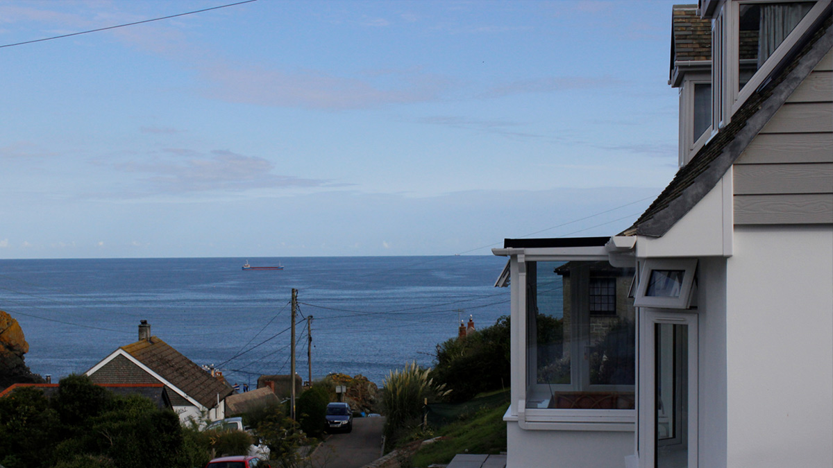 Cadgwith Spinnaker Holiday Cottage With Sea Views Spinnaker