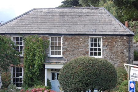 Spring Gardens Cottage     Wadebridge     Self-catering 