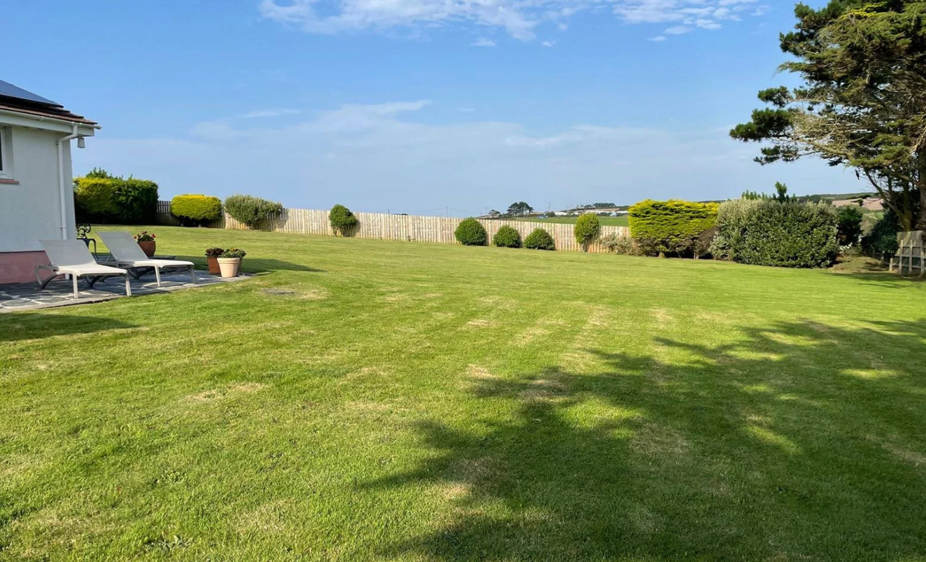 Holidays at Stepper Head in New Polzeath - lawn
