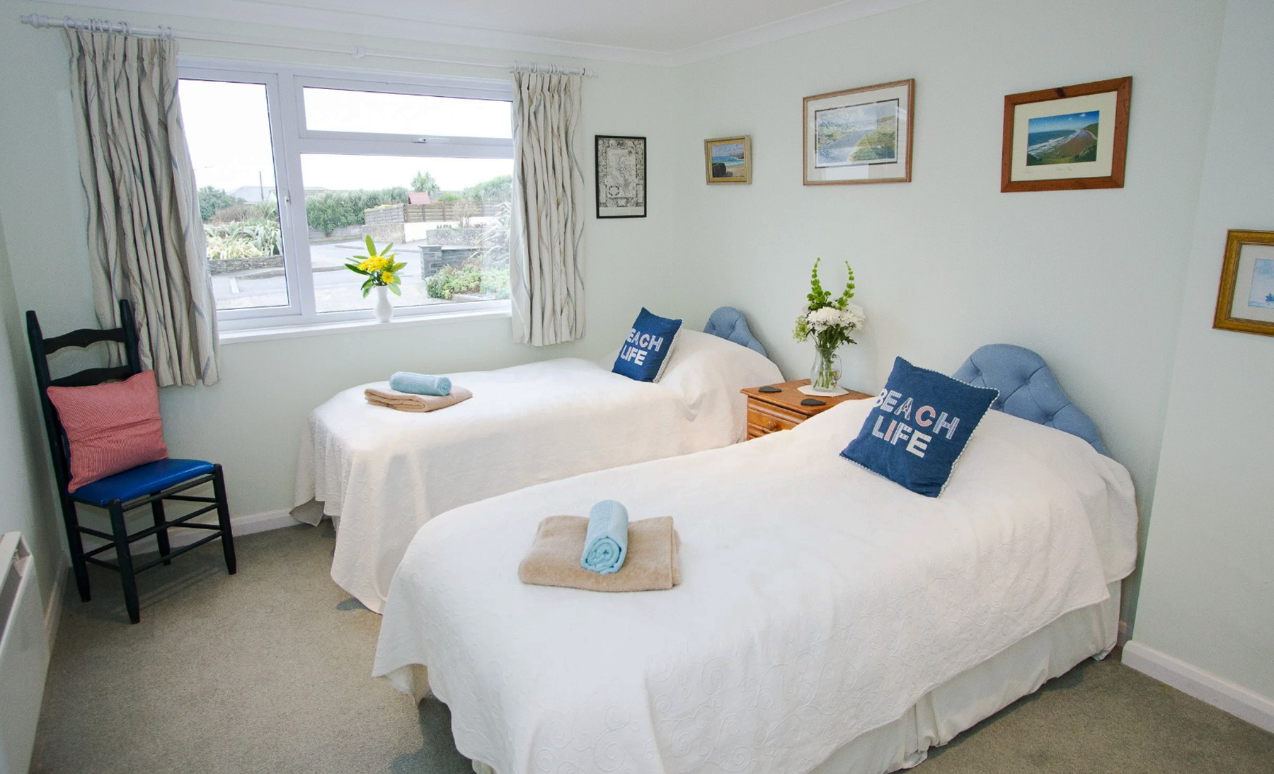 Holidays at Stepper Head in New Polzeath - twin bedroom