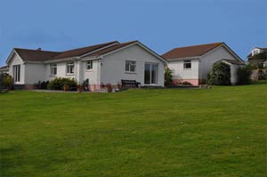 *Self catering Holidays in New Polzeath - Stepper Head