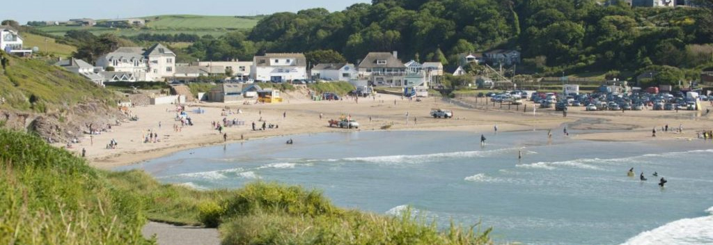 Beachside selfcatering holiday cottages Polzeath beach