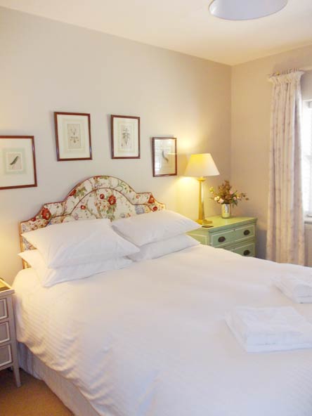 Bodrugan, self-catering near Bude