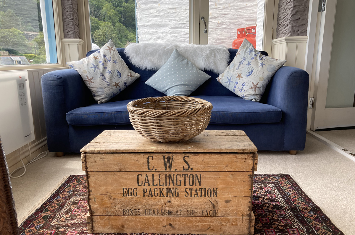 Holiday Cottage in Polperro with Sea Views- Teak Cottage