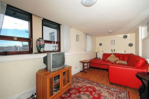 The Old School House Lounge