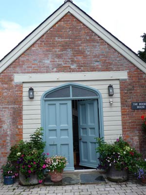 Self Catering Accommodation Trebetherick Cornwall
