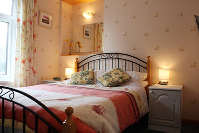 Bed & Breakfast Accommodation - Polzeath - Cornwall