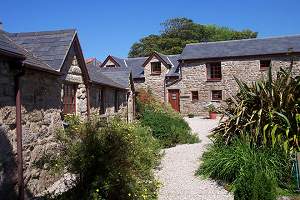 Tregathenan House and Cottages