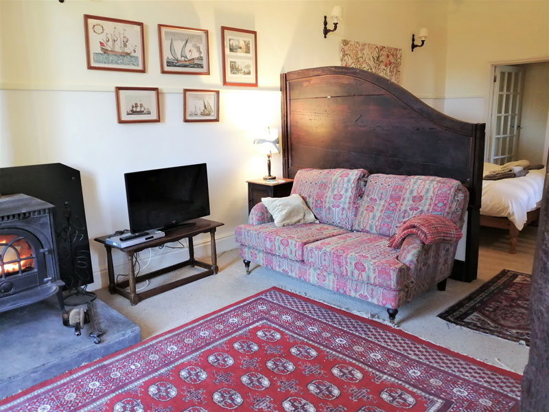 SThe Mews - Living Room -self-catering holidays in cornwall