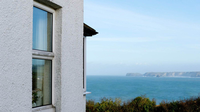 Holiday cottage Port Isaac with  sea views over the bay