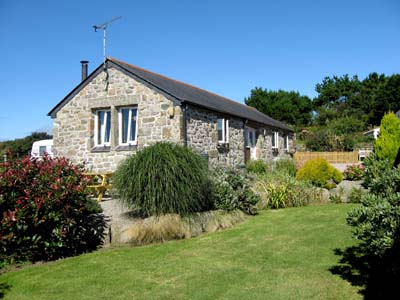 Trelowarren Barn, Self catering