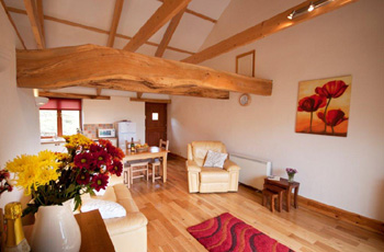 The Roundhouse - Trentinney Farm Cottages