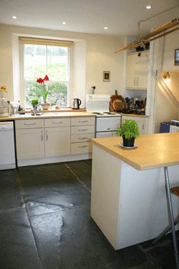 Self-catering at Treveddoe