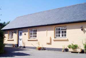 Treverbyn Lodge, Veryan, Cornwall - Self catering Holiday accommodation