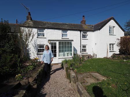 Port Isaac B&B - bed and Breakfast in Port Isaac at Trewetha Cottage