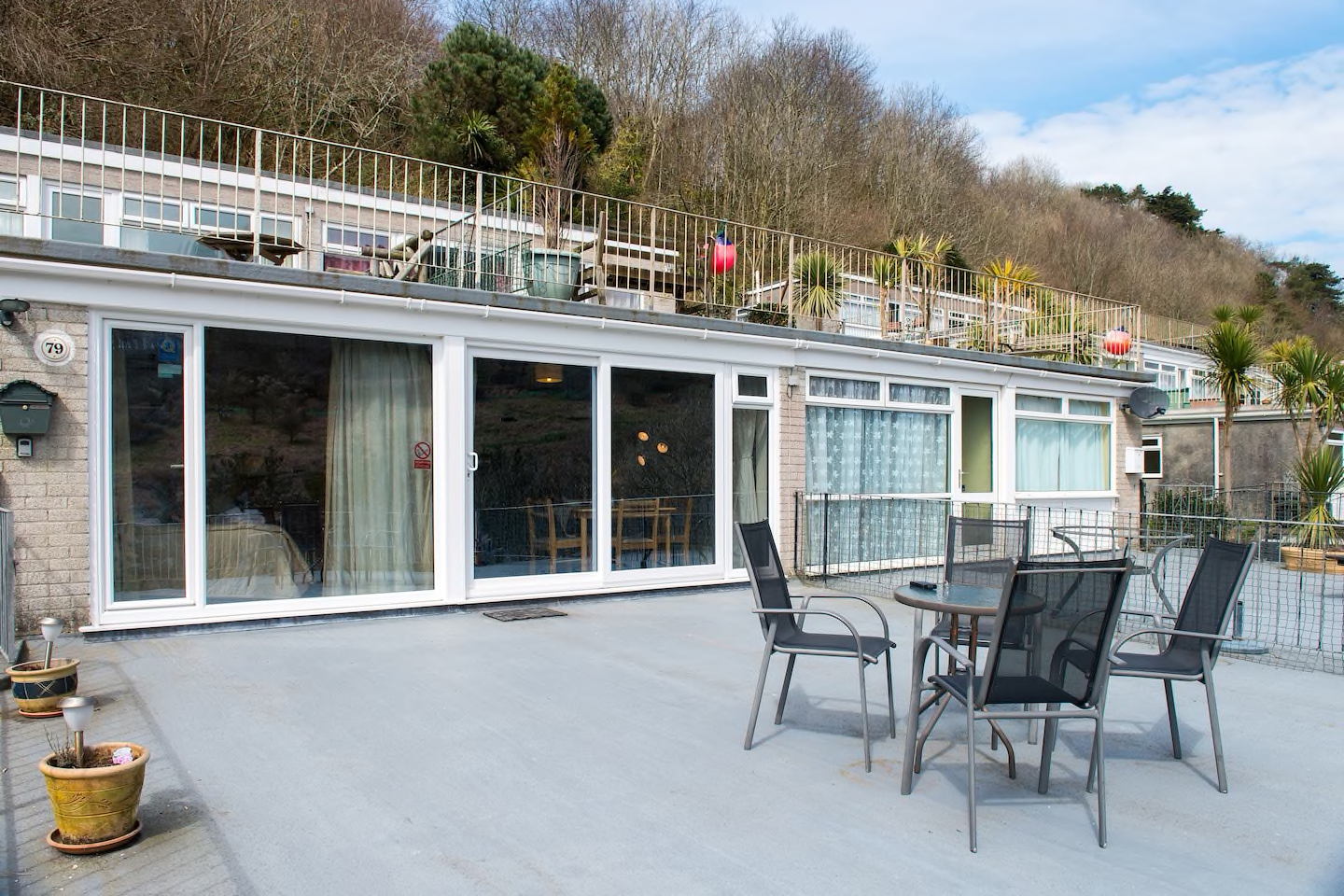 Holiday Cottage in Looe with Sea Views- Holiday Villa in Looe 