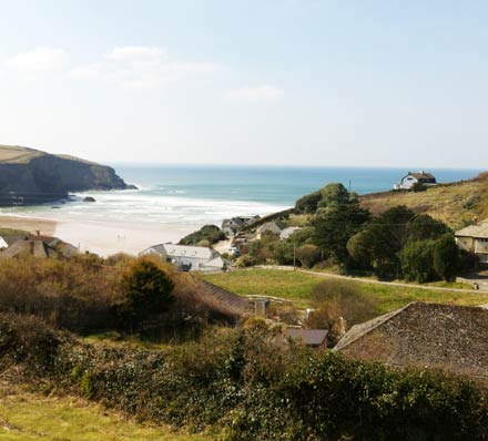 View Self catering holidays Mawgan Porth 