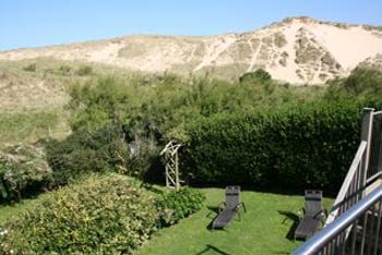 Garden Whitesails Holiday Cottage- Holywell Bay near Newquay