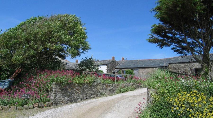 Bude Widemouth Bay Farmhouse Holidays selfcatering Woolstone Manor