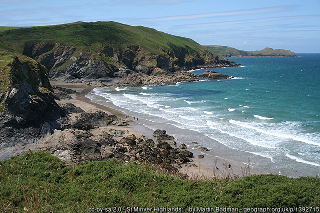 The coastal path at Lundy Bay - Cornwall coastal walking holidays