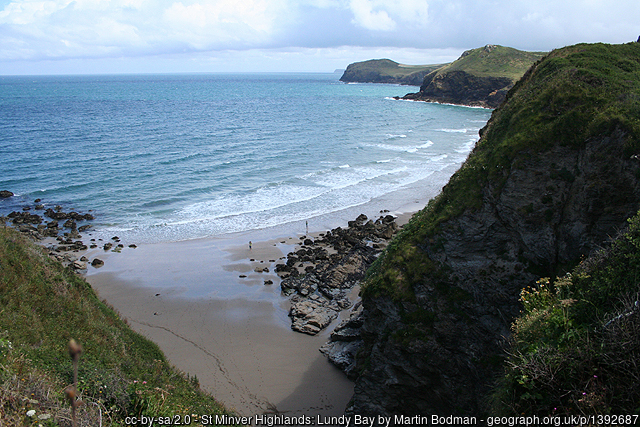 Markham's Quay cove at Lundy Bay - Cornwall coastal walking holidays