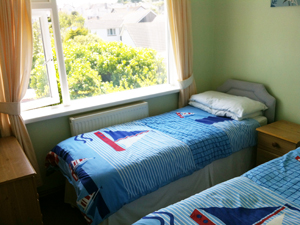 Twin bedroom