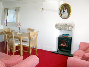 Guest sitting and dining room