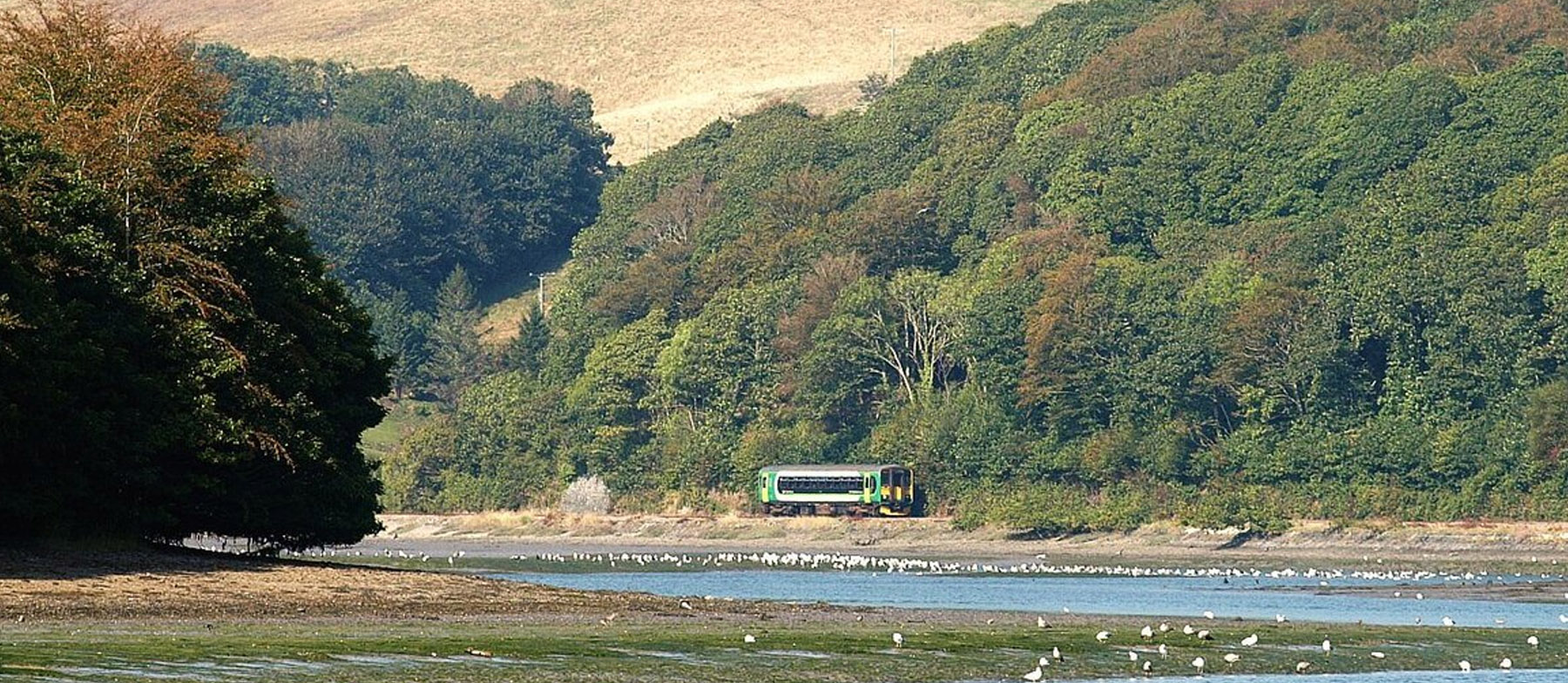 A train crossing the Royal Albert Bridge between Plymouth and Cornwall