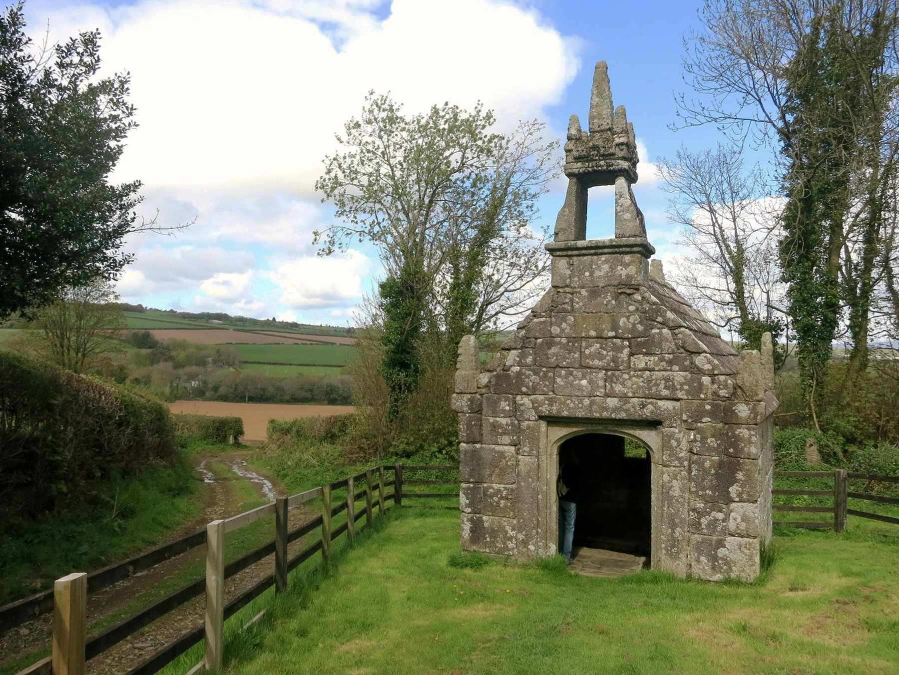 Dupath Well Callington Cornwall medieval holy well-house - Cornwall family attraction