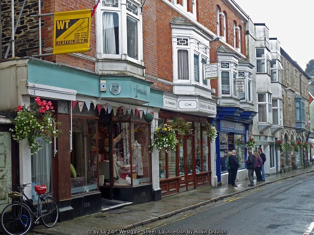Shops and bay-windowed buildings along Westgate Street in Launceston