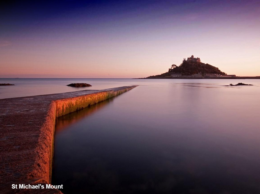 St Michael&rsquo;s Mount at sunset