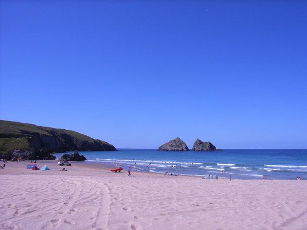 Holywell Bay beach and Gull Rocks