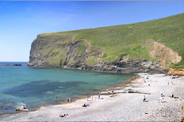 Folded cliffs at Crackington Haven